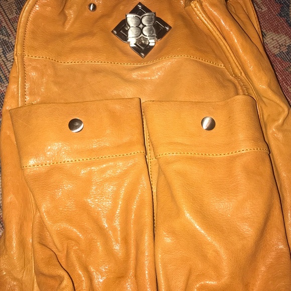 BCBG shoulder bag - Picture 2 of 5